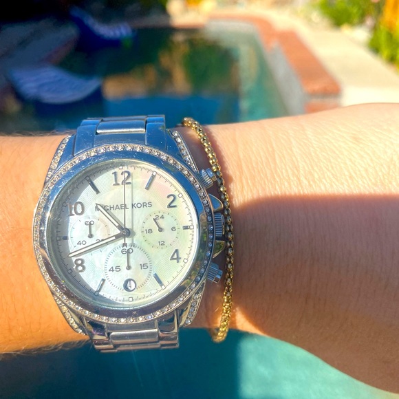 Silver Michael Kors Watch - Picture 1 of 7